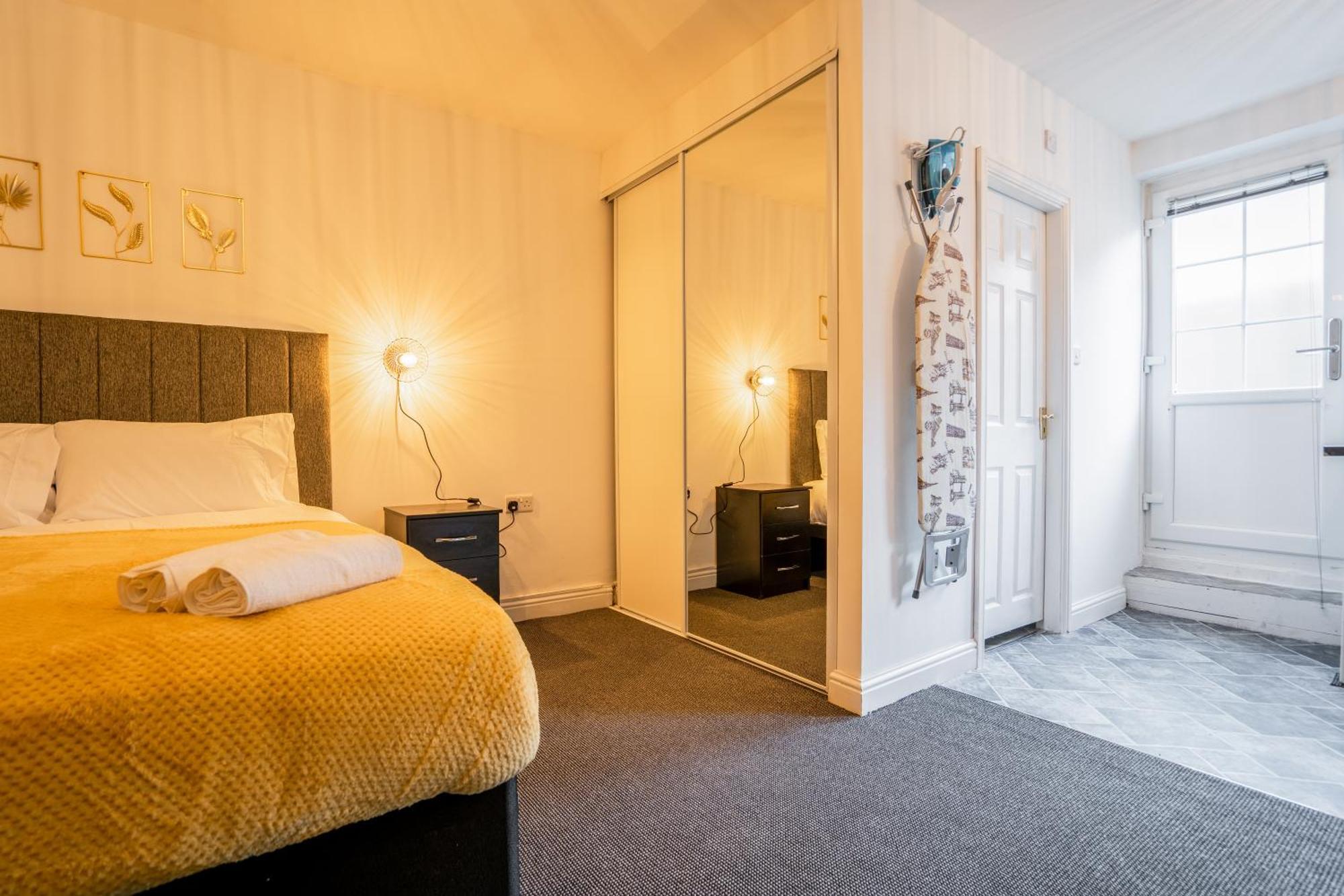 Kunda House In Tyseley Apartment Бирмингам Екстериор снимка