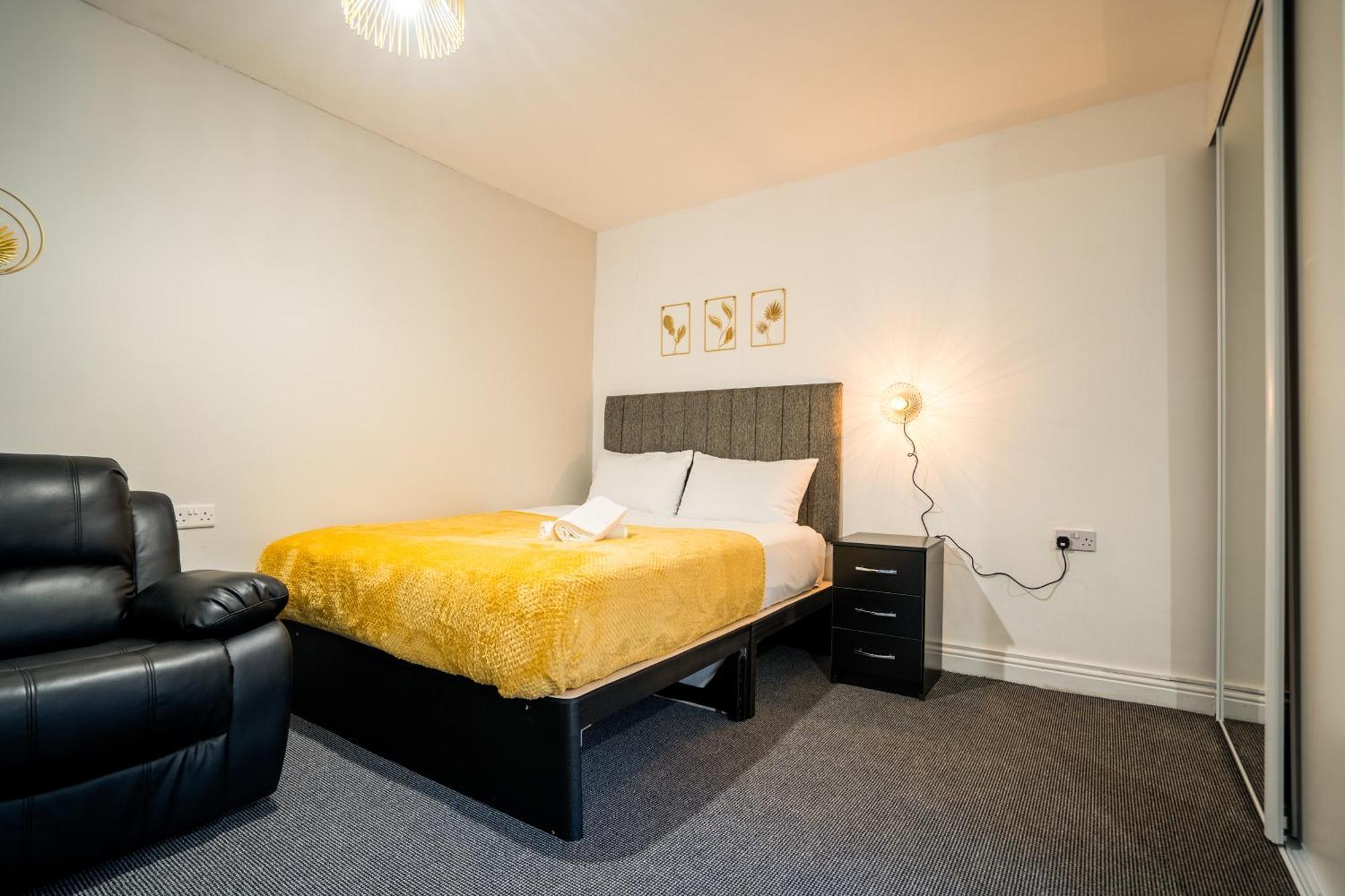 Kunda House In Tyseley Apartment Бирмингам Екстериор снимка